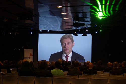 Peter van Beek, Staatssecretaris Martin van Rijn: Betekenis van de industrie voor de gezondheidszorg